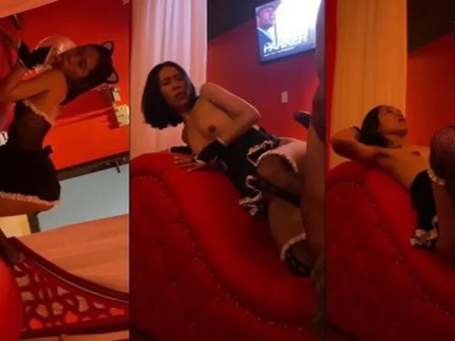 Em gái 1 con mình dây siêu dâm sướng quá em rên muốn banh phòng