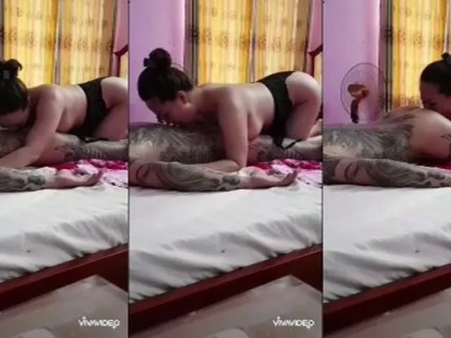 Chị mát xa toàn thân bằng lưỡi liếm cả đít